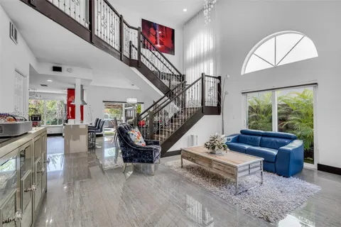 4450 NW 109th Ct, Doral FL 33178