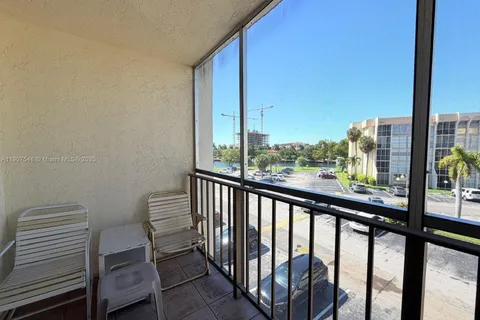 501 Three Islands Blvd # 305, Hallandale Beach FL 33009