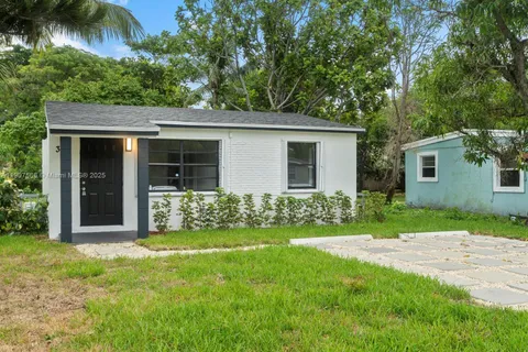 320 NW 20th Ave, Pompano Beach FL 33060