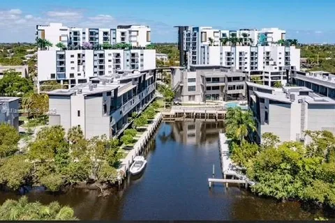 475 SE 1 Street # A, Pompano Beach FL 33060