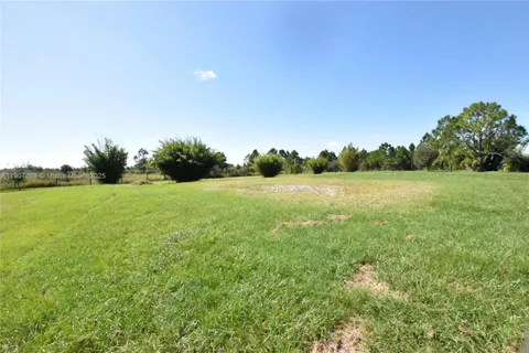 18036 NW 272, Okeechobee FL 34972