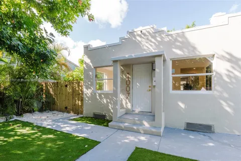 1007 NW 120th St, North Miami FL 33168