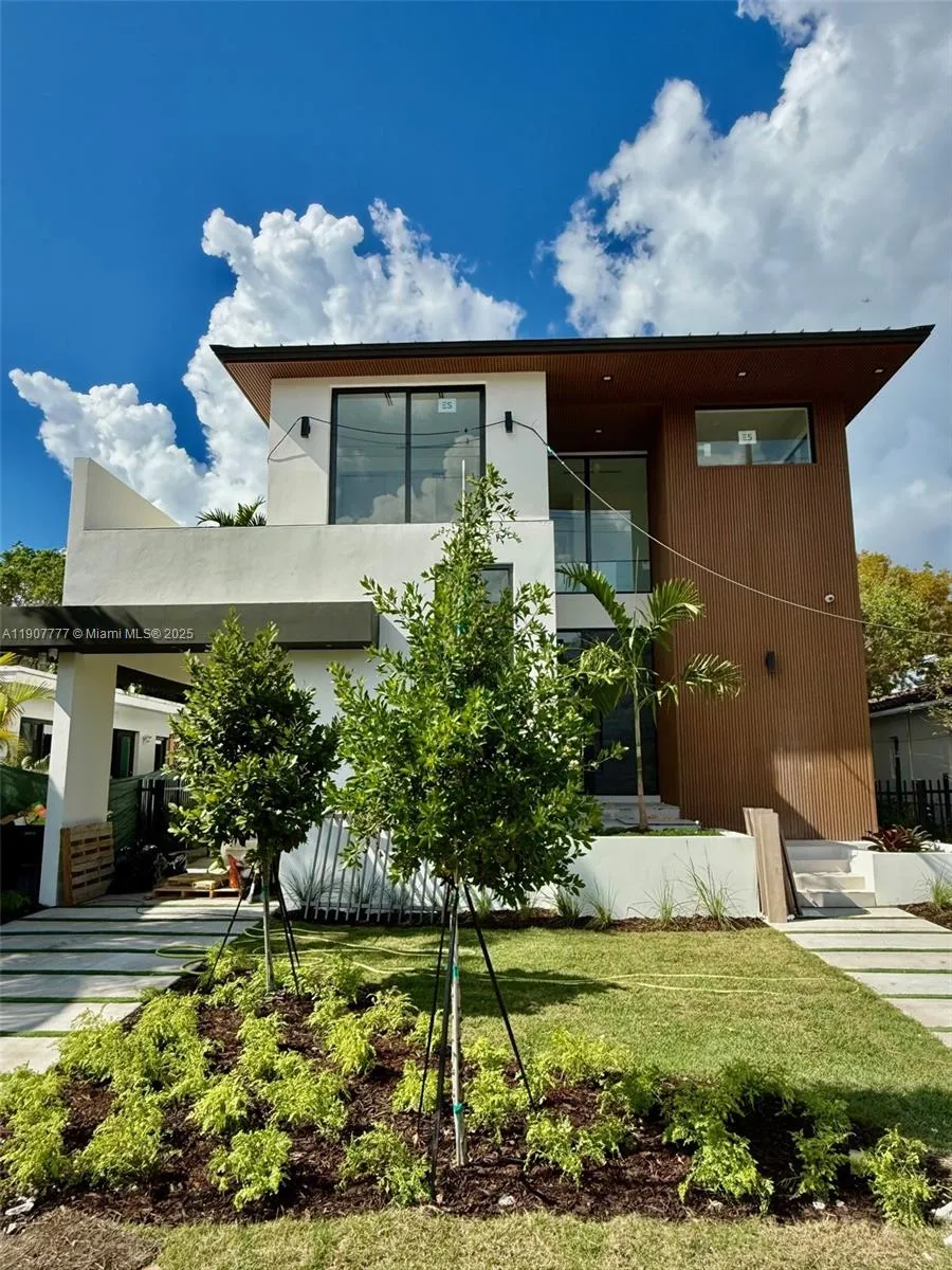 9024 Abbott Ave, Surfside FL 33154-3236