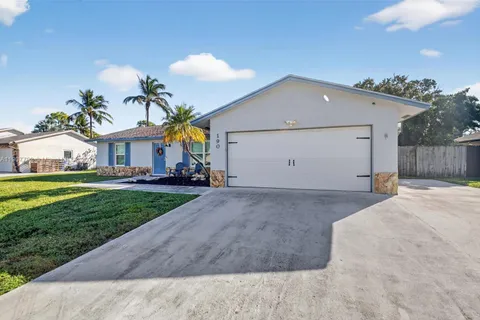 190 Martin Cir, Royal Palm Beach FL 33411
