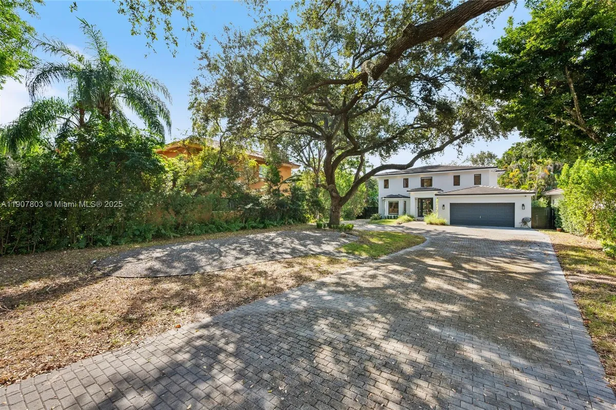 4950 SW 63rd Ave, South Miami FL 33155