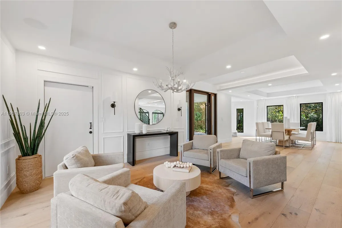 4950 SW 63rd Ave, South Miami FL 33155