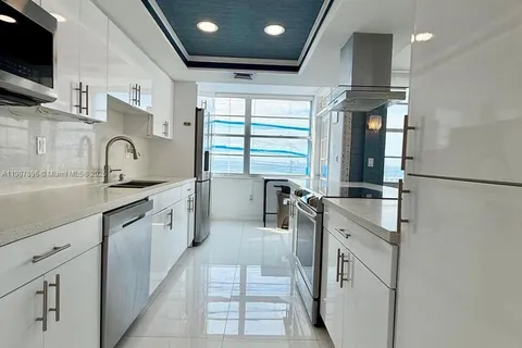 18051 Biscayne Blvd # 1604, Aventura FL 33160