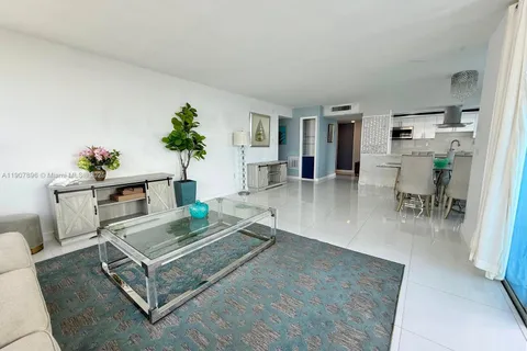 18051 Biscayne Blvd # 1604, Aventura FL 33160