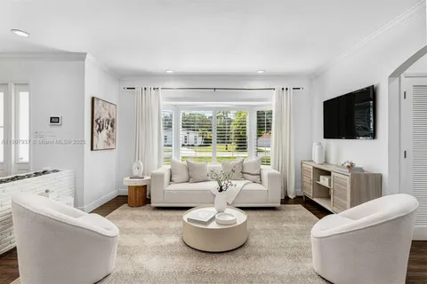 7485 SW 159th Ter, Palmetto Bay FL 33157