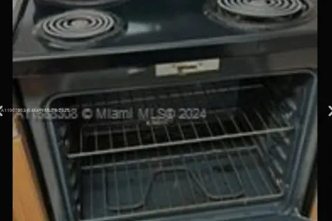 2952 NW 55th Ave # 2D, Lauderhill FL 33313