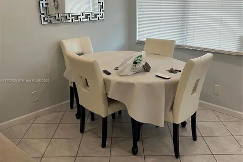 800 SW 11th Ave # 19A, Hallandale Beach FL 33009