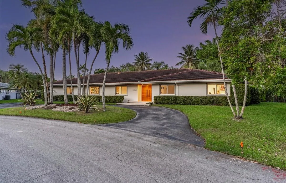 10105 SW 71st Ave, Pinecrest FL 33156