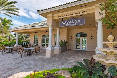 1386 Canary Island Dr, Weston FL 33327