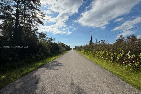 xxxx 37th Ave NE, Other City - In The State Of Florida FL 34120