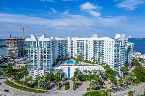 7900 Harbor Island Dr # 1525, North Bay Village FL 33141