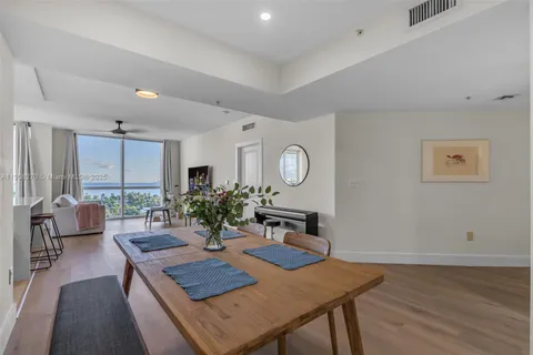 7900 Harbor Island Dr # 1525, North Bay Village FL 33141