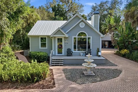 270 River Oaks Dr, La Belle FL 33935