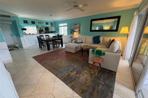 275 Palm Ave # B201, Jupiter FL 33477
