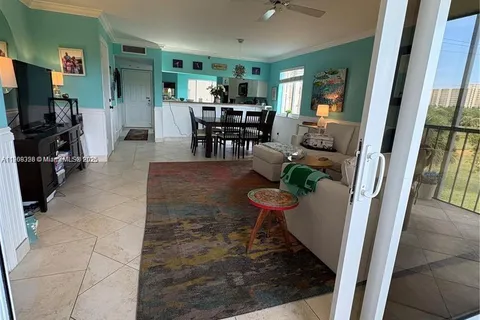 275 Palm Ave # B201, Jupiter FL 33477