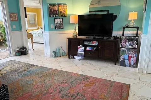 275 Palm Ave # B201, Jupiter FL 33477