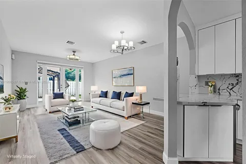 640 SE 1st St, Homestead FL 33030