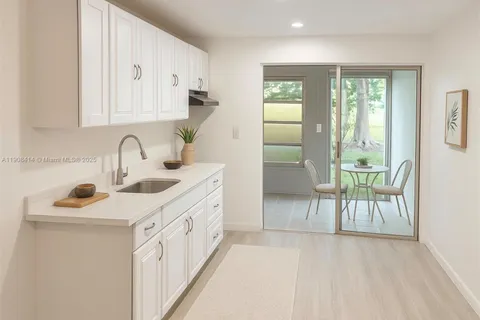 7310 NW 1st St # 105, Margate FL 33063