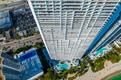 16901 Collins Ave # 2005, Sunny Isles Beach FL 33160