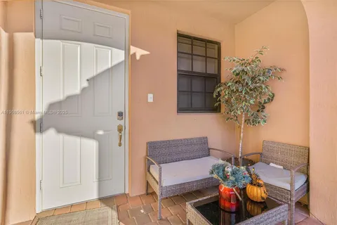 161 SE 34th Ter, Homestead FL 33033