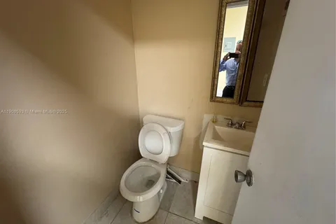 1436 E Atlantic Blvd, Pompano Beach FL 33060