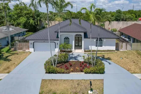 3409 Diane Dr, Boynton Beach FL 33435