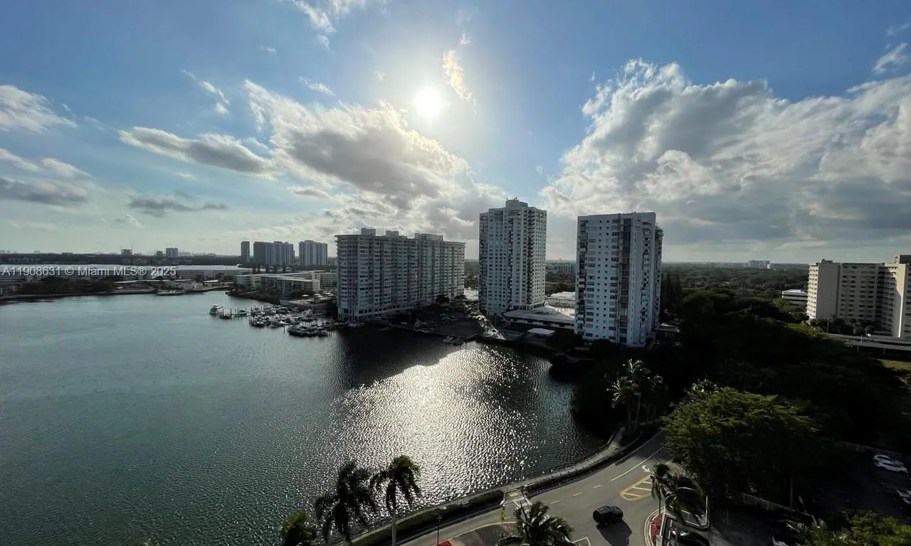 2801 NE 183rd street # 1611W, Aventura FL 33160