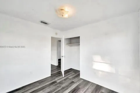 1001 N 16th Ct, Fort Pierce FL 34950