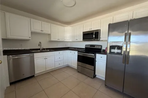 8900 W Sample Road # 204, Coral Springs FL 33065