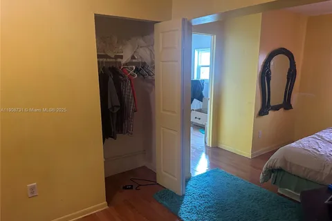 15151 Railroad Dr, Miami Gardens FL 33054