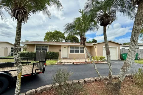 5231 SW 89 Ave, Cooper City FL 33328