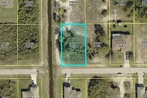 2614 SW 33 St, Lehigh Acres FL 33976