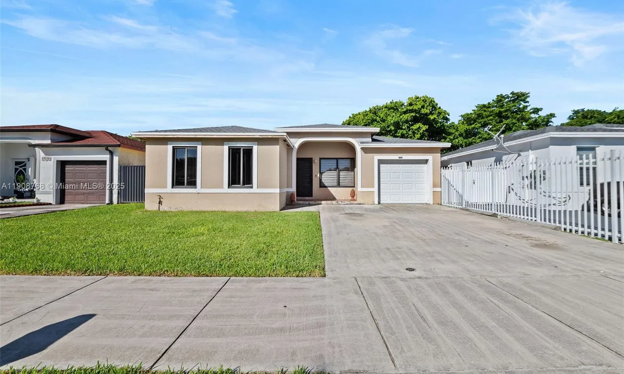 27150 SW 134th Pl, Homestead FL 33032