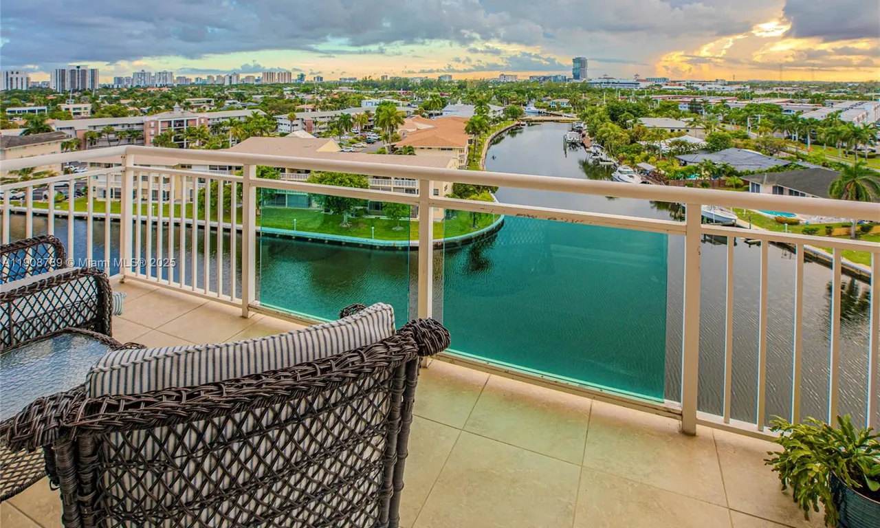 437 Golden Isles Dr # C, Hallandale Beach FL 33009