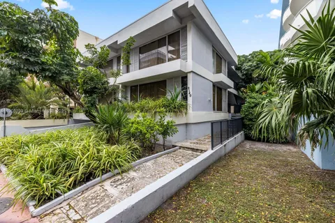 9140 Collins Ave # C, Surfside FL 33154