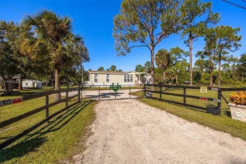 3950 Pioneer 10th St., Other City - In The State Of Florida FL 33440
