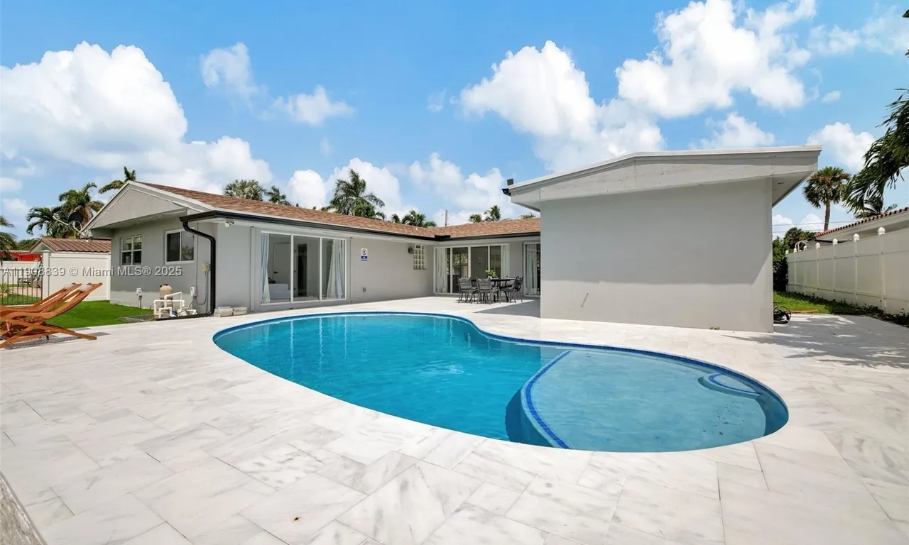 1448 NE 57th Pl, Fort Lauderdale FL 33334