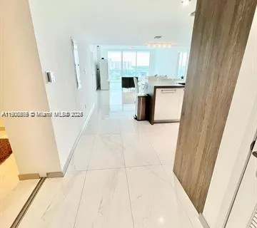400 Sunny Isles Blvd # 820, Sunny Isles Beach FL 33160