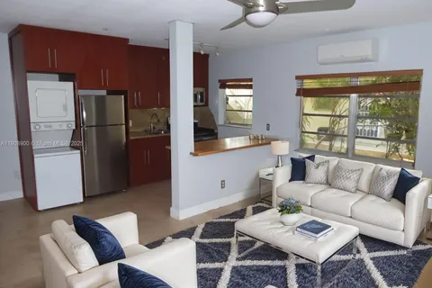 101 Collins Ave # 2, Miami Beach FL 33139