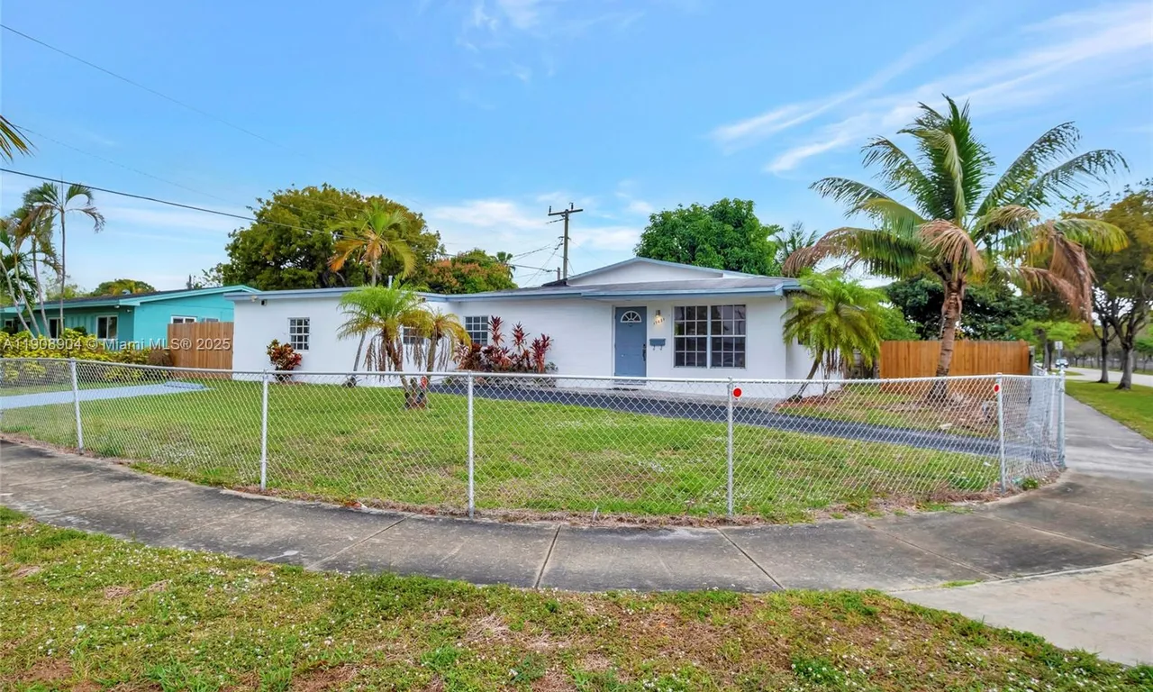 17031 NW 12th Ave, Miami Gardens FL 33169