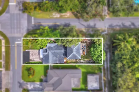 600 SW 17th St, Fort Lauderdale FL 33315