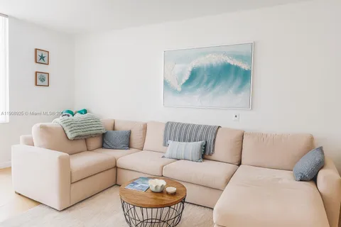 511 SE 5th Ave # 1408, Fort Lauderdale FL 33301