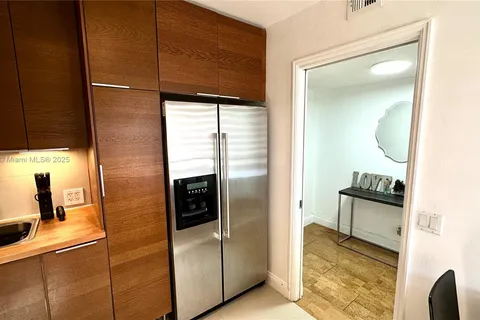 2651 S Course Dr # 307, Pompano Beach FL 33069