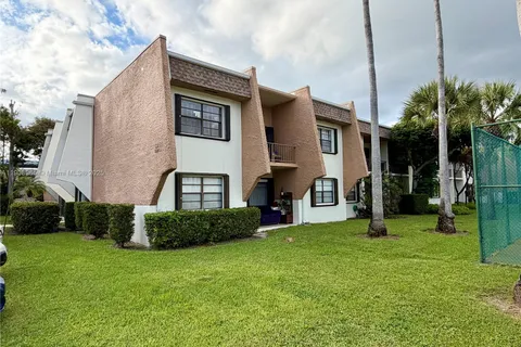 8281 SW 128th St # 1, Pinecrest FL 33156