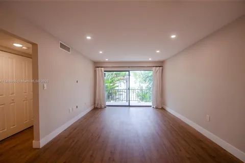 8281 SW 128th St # 1, Pinecrest FL 33156