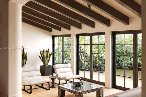 4727 N Bay Rd, Miami Beach FL 33140